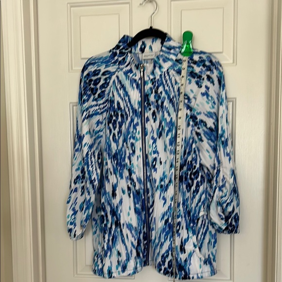 Chico's Zenergy Blue and White Abstract Jacket Sz 3 - bundle - Picture 3 of 5